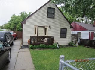 1474 Allen St, Burton, MI 48529