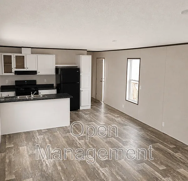 7534 W US Highway 60 #203 — Photo 8