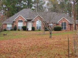 527 Pleasant Hill Cemetery Rd, Plain Dealing, LA 71064