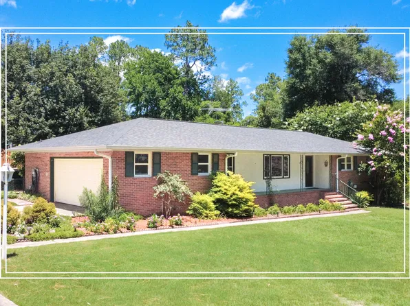 3215 Colonial Dr, Aiken, SC 29801
