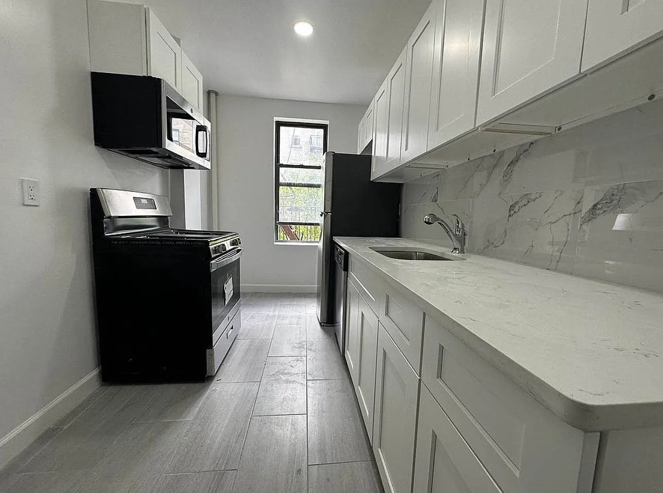 560 Audubon Avenue — Photo 3