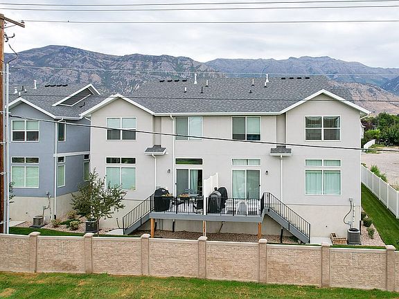 4th image of 273 N 440 W Unit 28