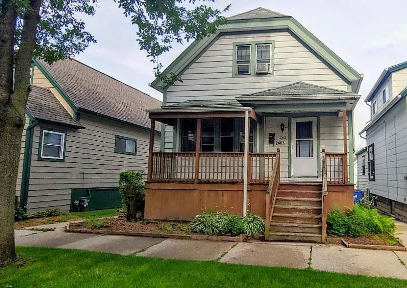 1st image of 2463 N Bartlett Ave #1