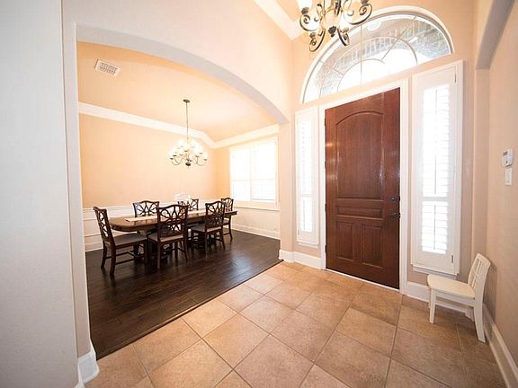 3rd image of 6881 Lee Meadow Dr
