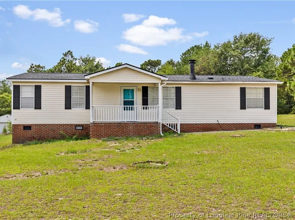 247 Eisler Dr, Lillington, NC 27546