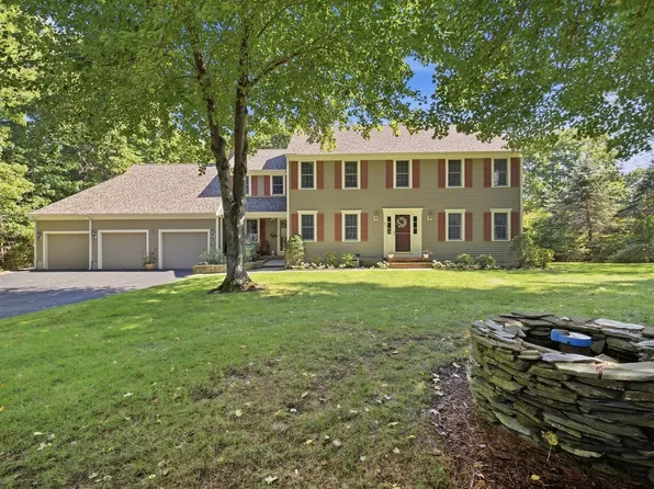 345 Grange Park, Bridgewater, MA 02324