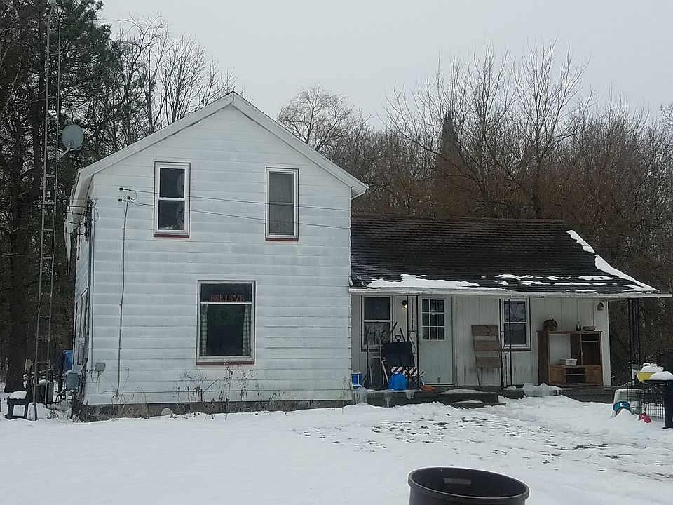 1st image of 221 W 4th St