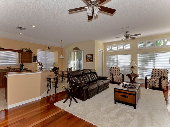 4th image of 19423 Melody Fair Pl