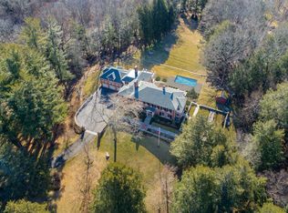 17 Rippowam Rd, Ridgefield, CT 06877