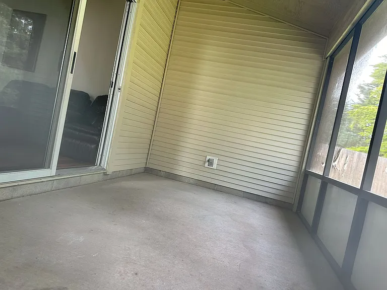 3004 Village Park North Dr — Photo 8