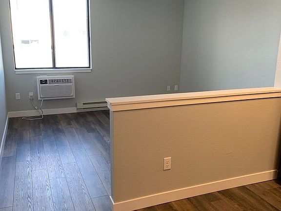 4th image of 500 S 2nd St #22