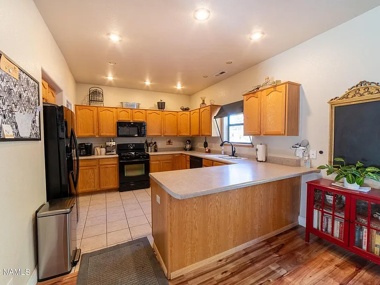774 W Cattle Drive Trl — Photo 4