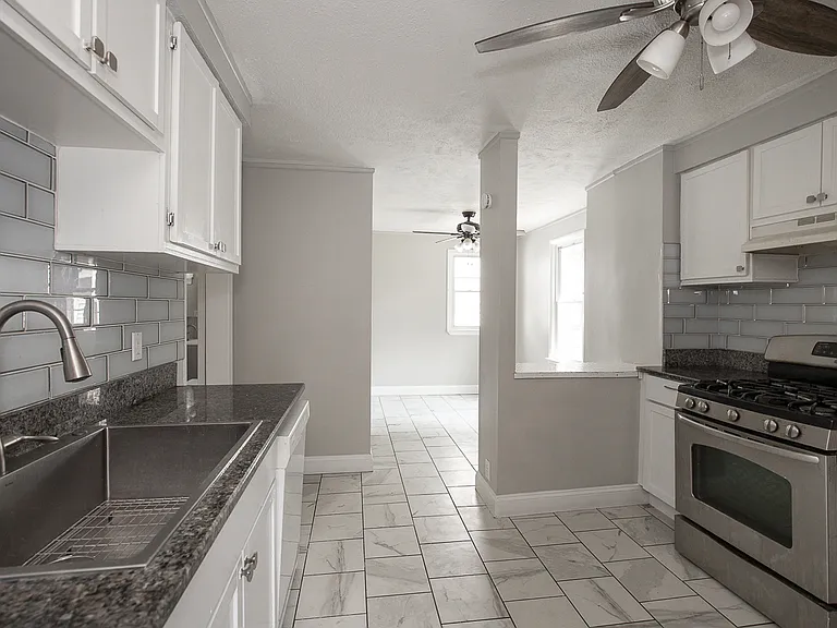 3635 W 46th St #1 — Photo 20