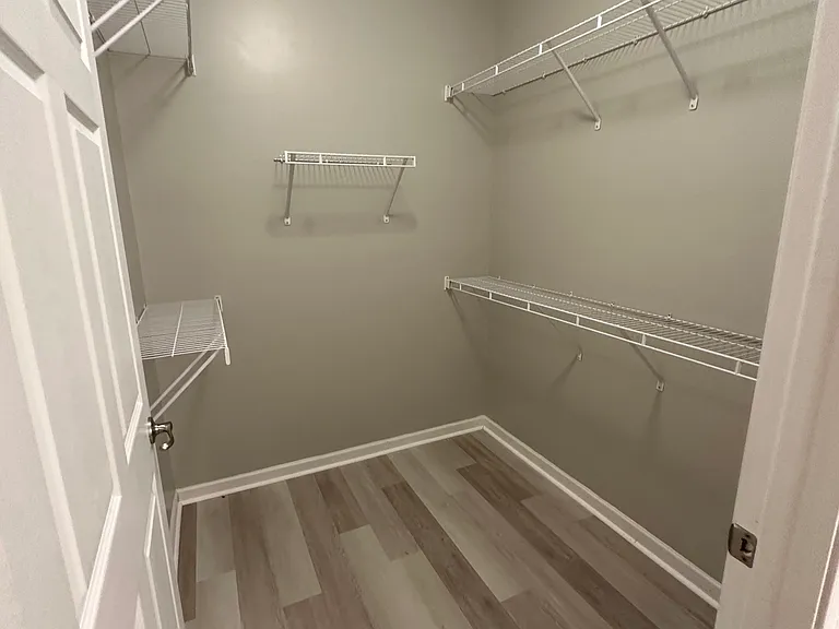 415 Cedar Pines Dr — Photo 9