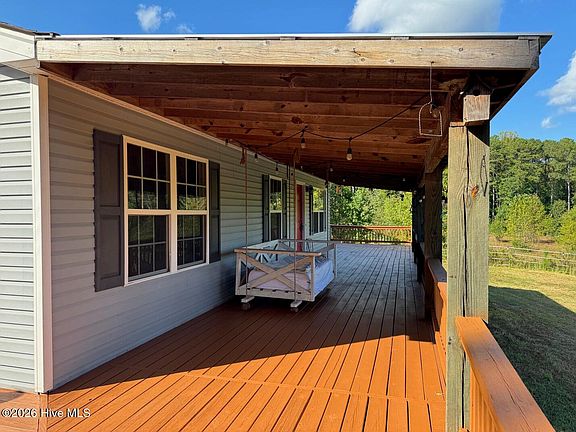 2nd image of 1595 Green Road