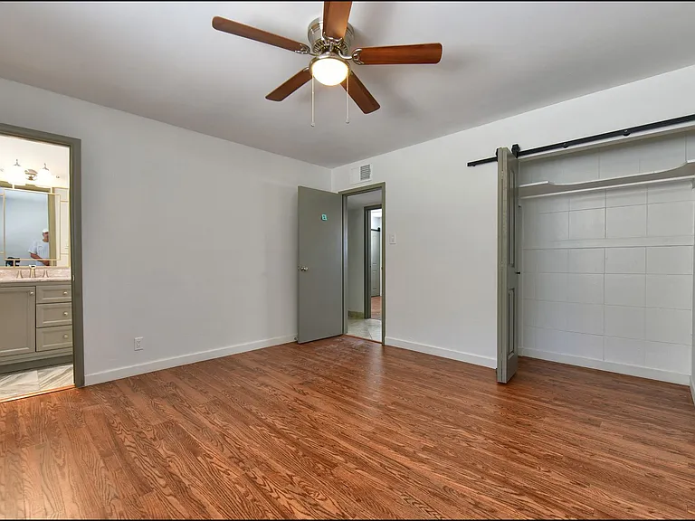 3807 Waymore Dr — Photo 12