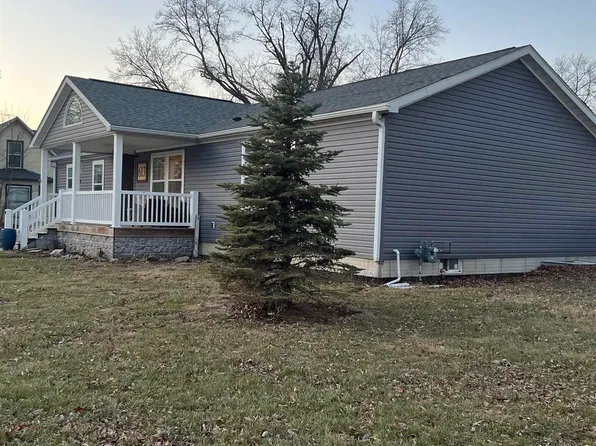613 Woodlawn Ave, Chariton, IA 50049