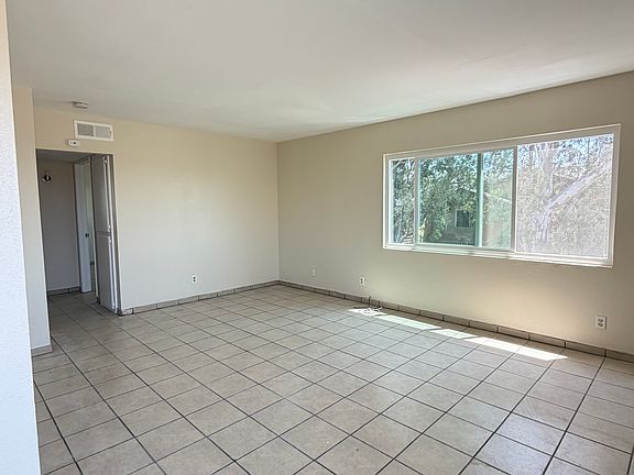 5th image of 16005 Dorsey Ave APT C