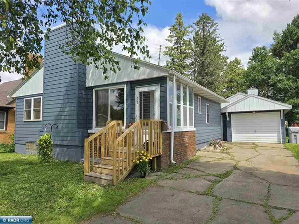 520 6th St SW, Chisholm, MN 55719