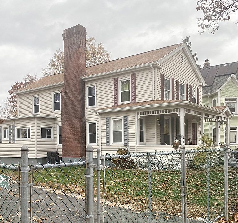 2nd image of 54 Alden St