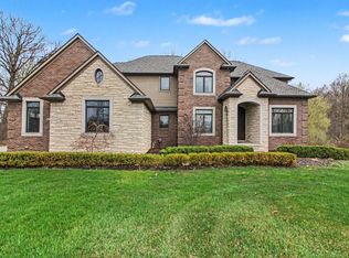 50710 Berwick Ct, Northville, MI 48167