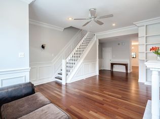 2410 Carpenter St, Philadelphia, PA 19146