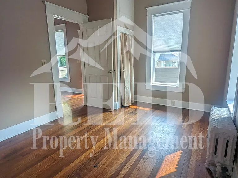 657 Highland Ave — Photo 12