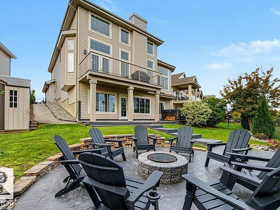 3rd image of 858 Hodgins Rd NW