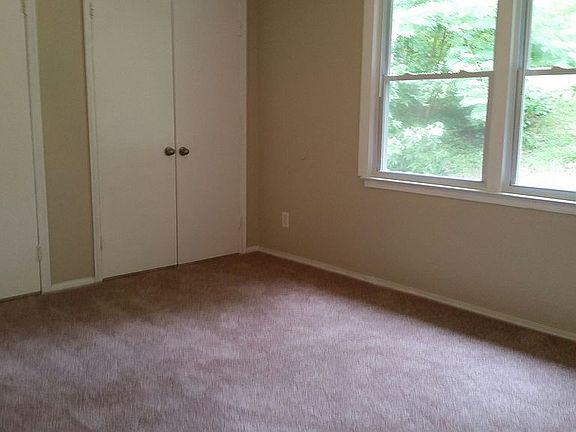 Lots of closet space