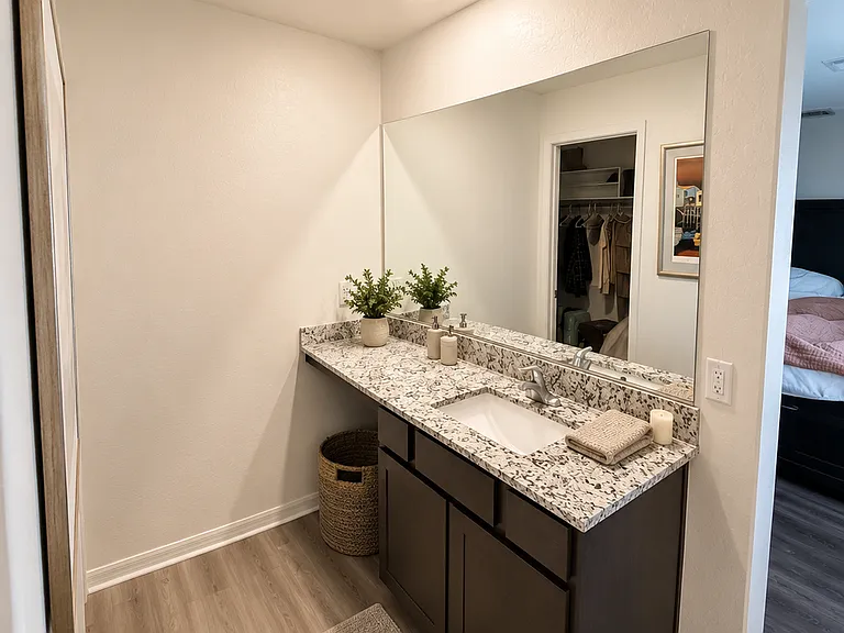 617 El Gusto Ave — Photo 15