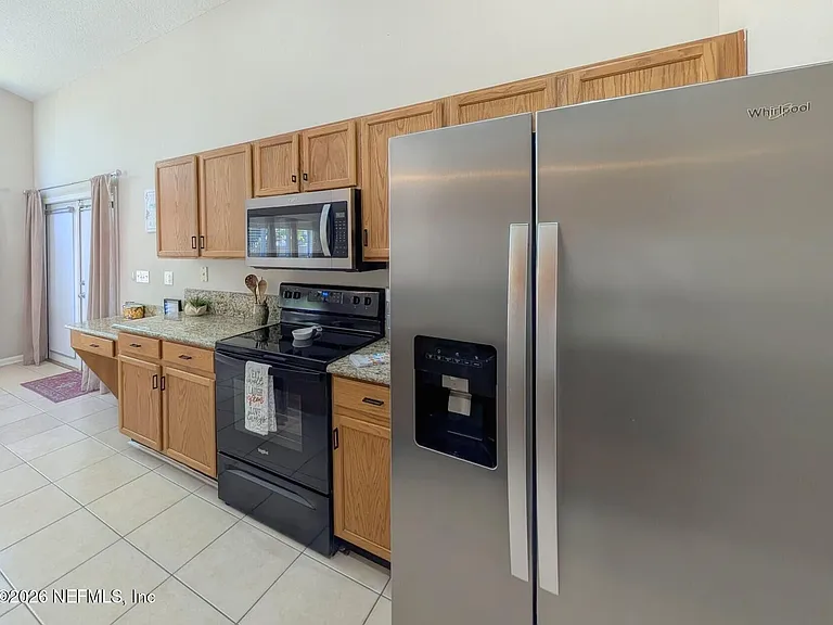 12985 Harborton Dr — Photo 12