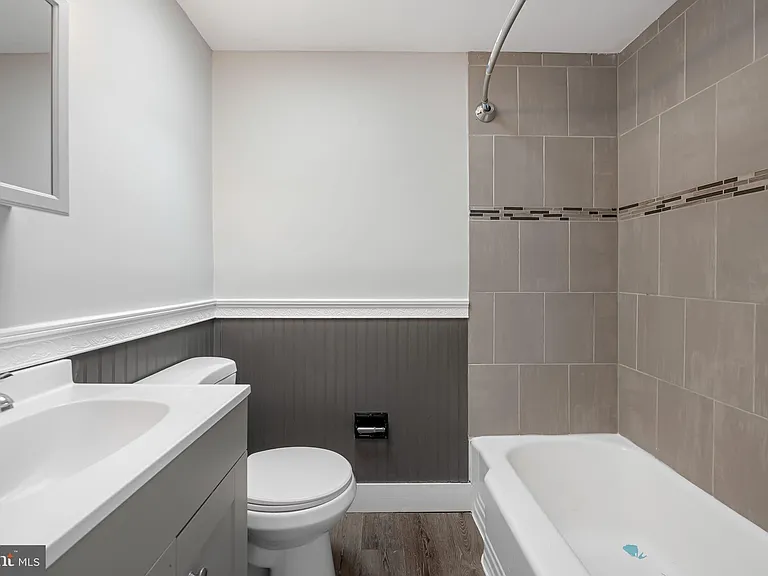 7520 Durwood Rd — Photo 17