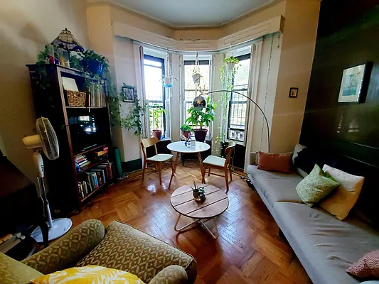 Rented by Brooklyn Property Group LLC | media 32