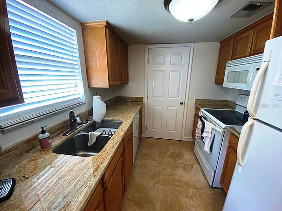 2nd image of 200 Country Club Dr APT 1201