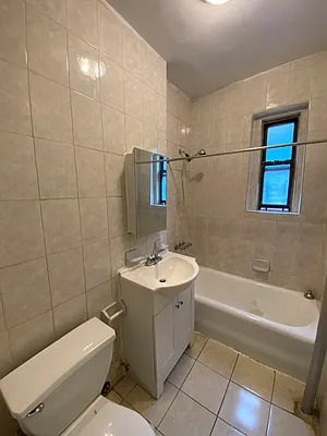 Rented by New York Residence | media 18