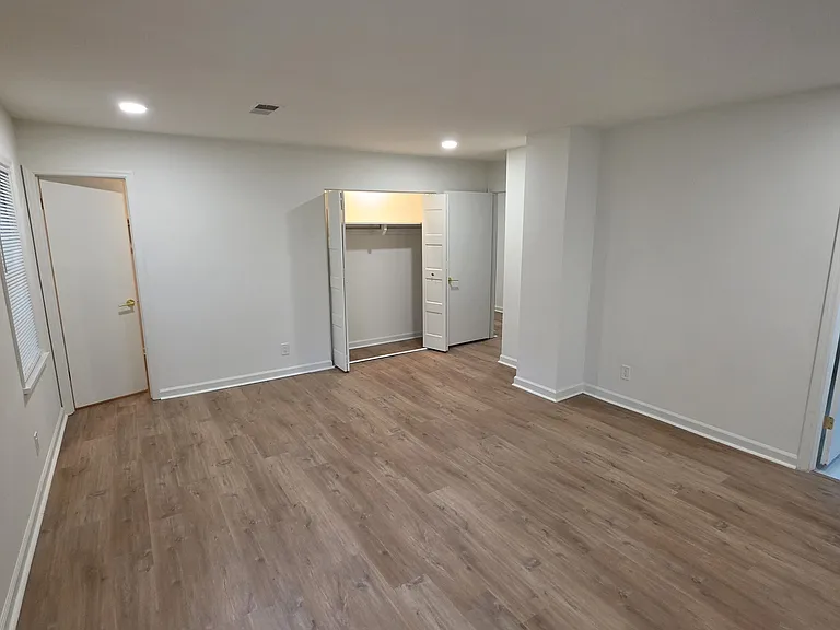 3100 Meadow Mere W — Photo 29