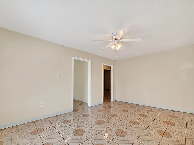968 Garapan St — Photo 9