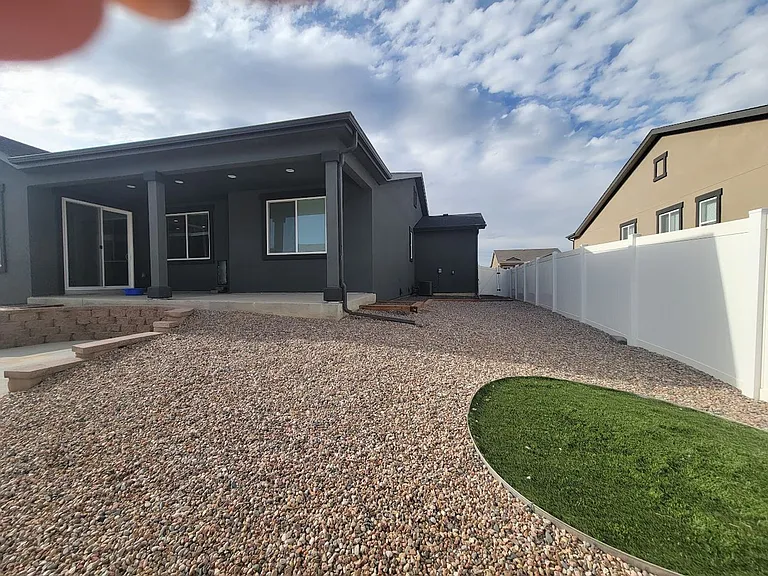 2322 Sunrise Ln — Photo 16
