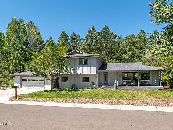 3rd image of 2121 N Crescent Dr