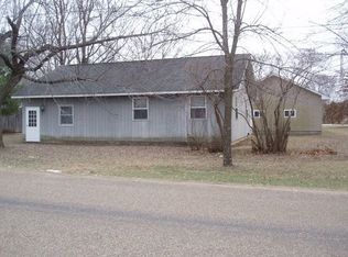 1303 Concord St, Columbus Junction, IA 52738