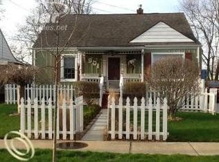 901 Markham St, Flint, MI 48507