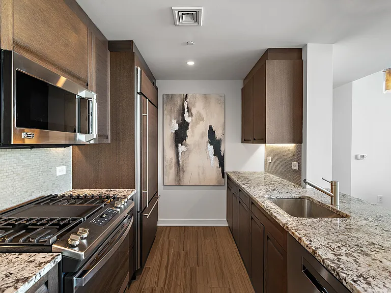 1000 Avenue At Port Imperial #702 — Photo 9