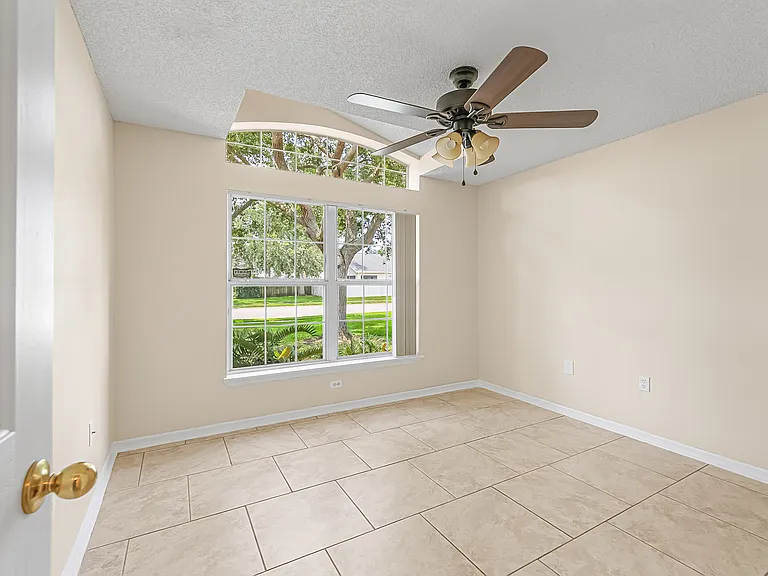 2941 Saint James Ln — Photo 19