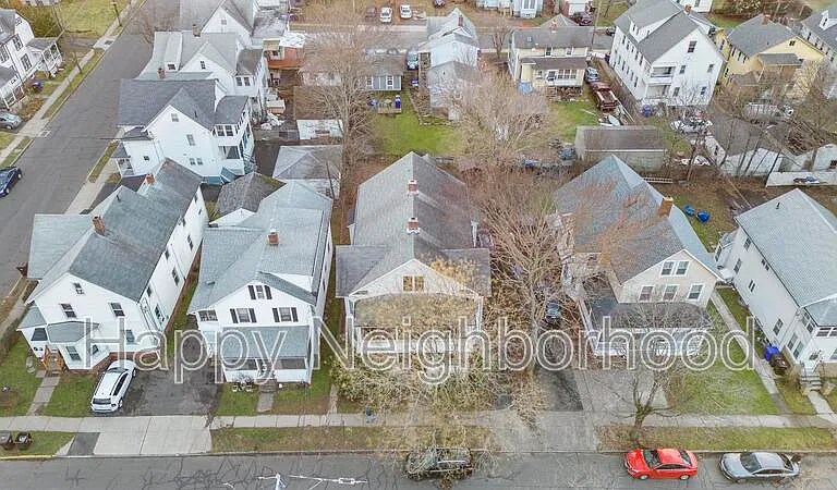 209 Pearl St #2 — Photo 5