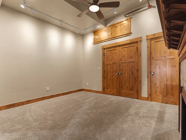 1128 N Grant St #100 — Photo 17