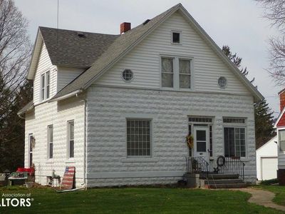 2061 Sunnyside Ave, Burlington, IA, 52601