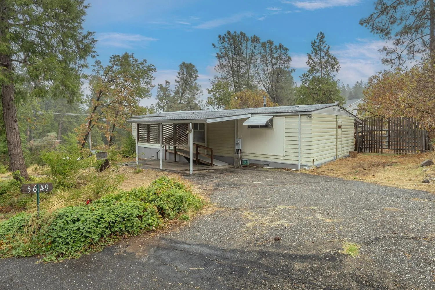 3649 Cedar Vista Dr photo 1
