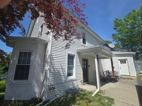 45 Sunset Drive, Walden, NY 12586