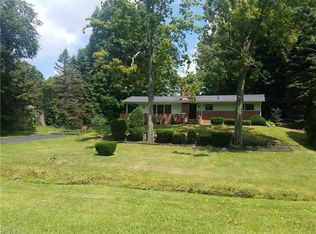 2697 Sun Dr, Akron, OH