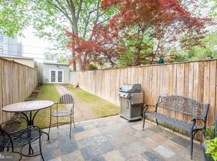 1354 L St SE, Washington, DC 20003